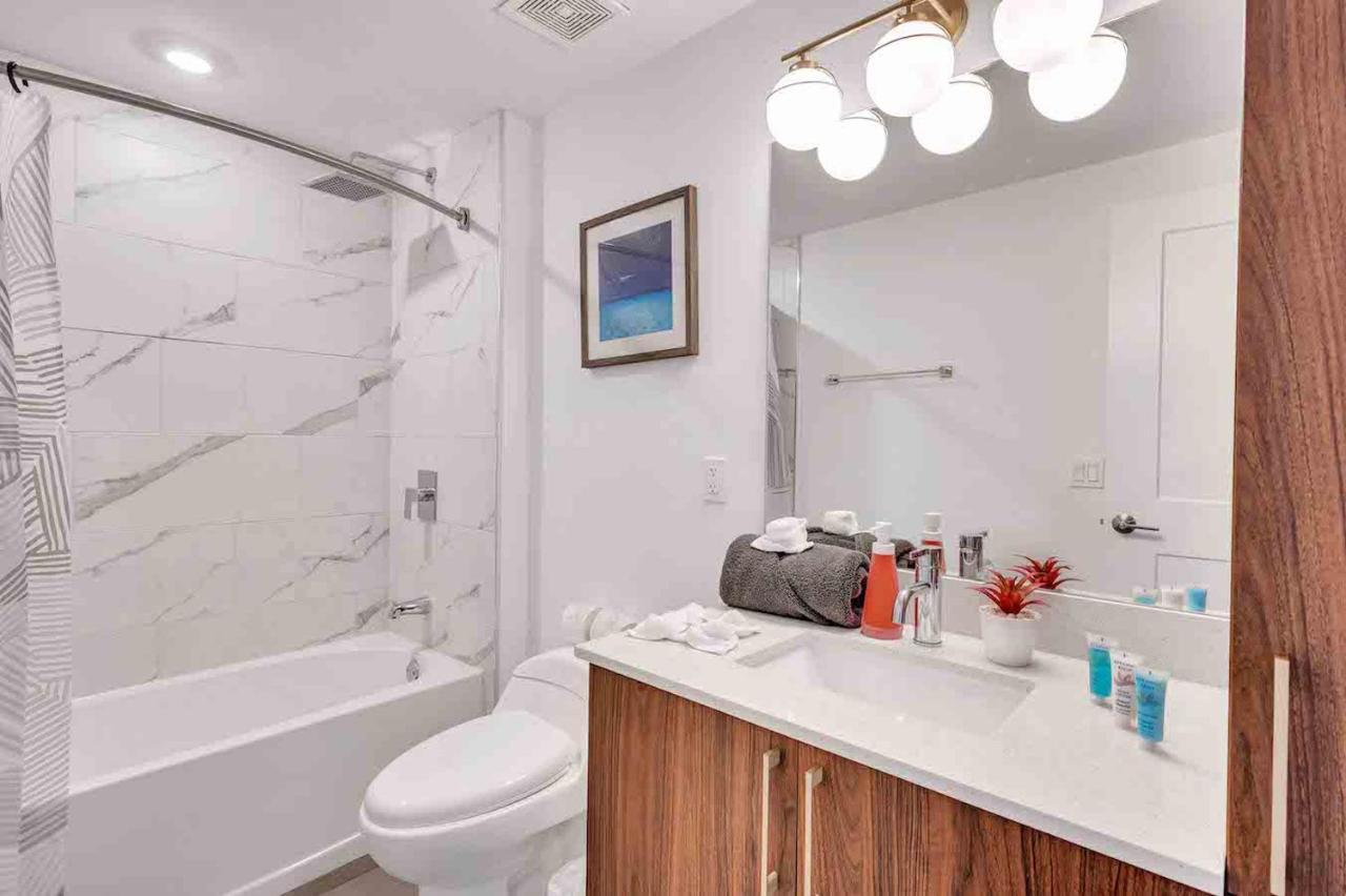 Appartamento Wonderful Unit In Downtown With Free Parking Miami